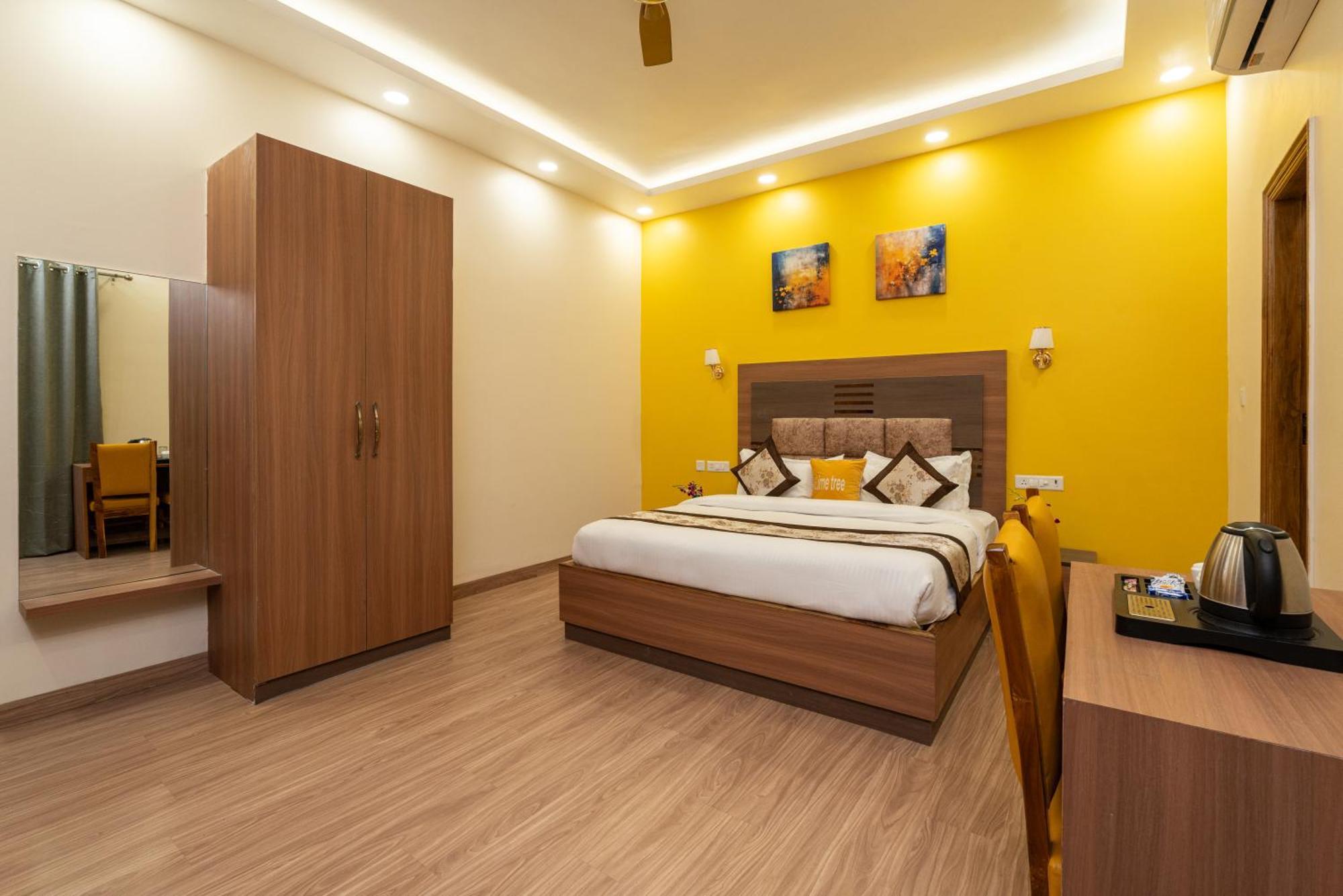 Lime Tree Hotel & One Bhk Serviced Apartment Noida - Sector 50 Metro Экстерьер фото