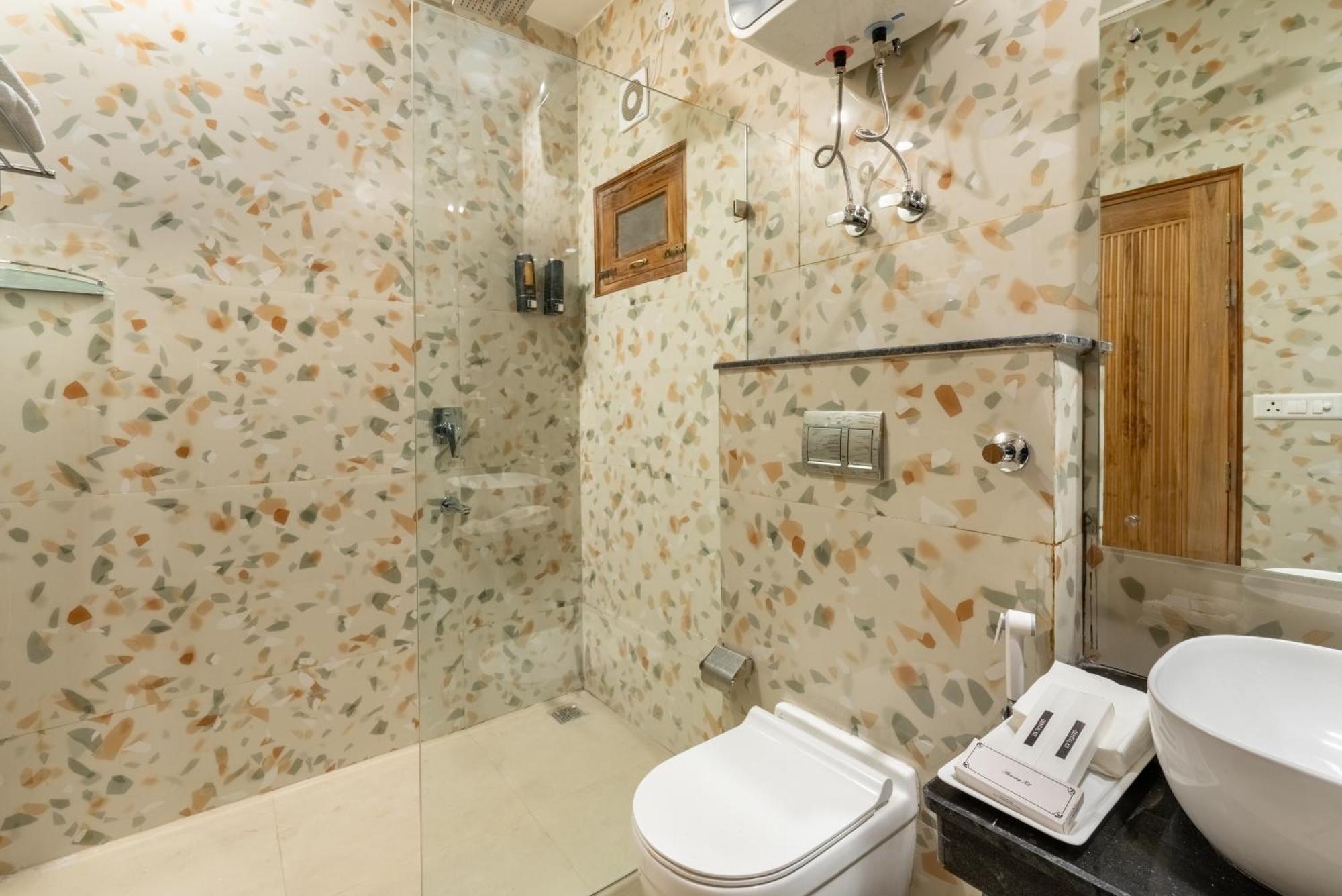 Lime Tree Hotel & One Bhk Serviced Apartment Noida - Sector 50 Metro Экстерьер фото