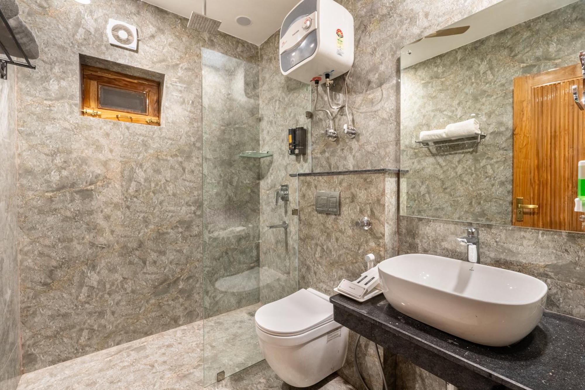 Lime Tree Hotel & One Bhk Serviced Apartment Noida - Sector 50 Metro Экстерьер фото