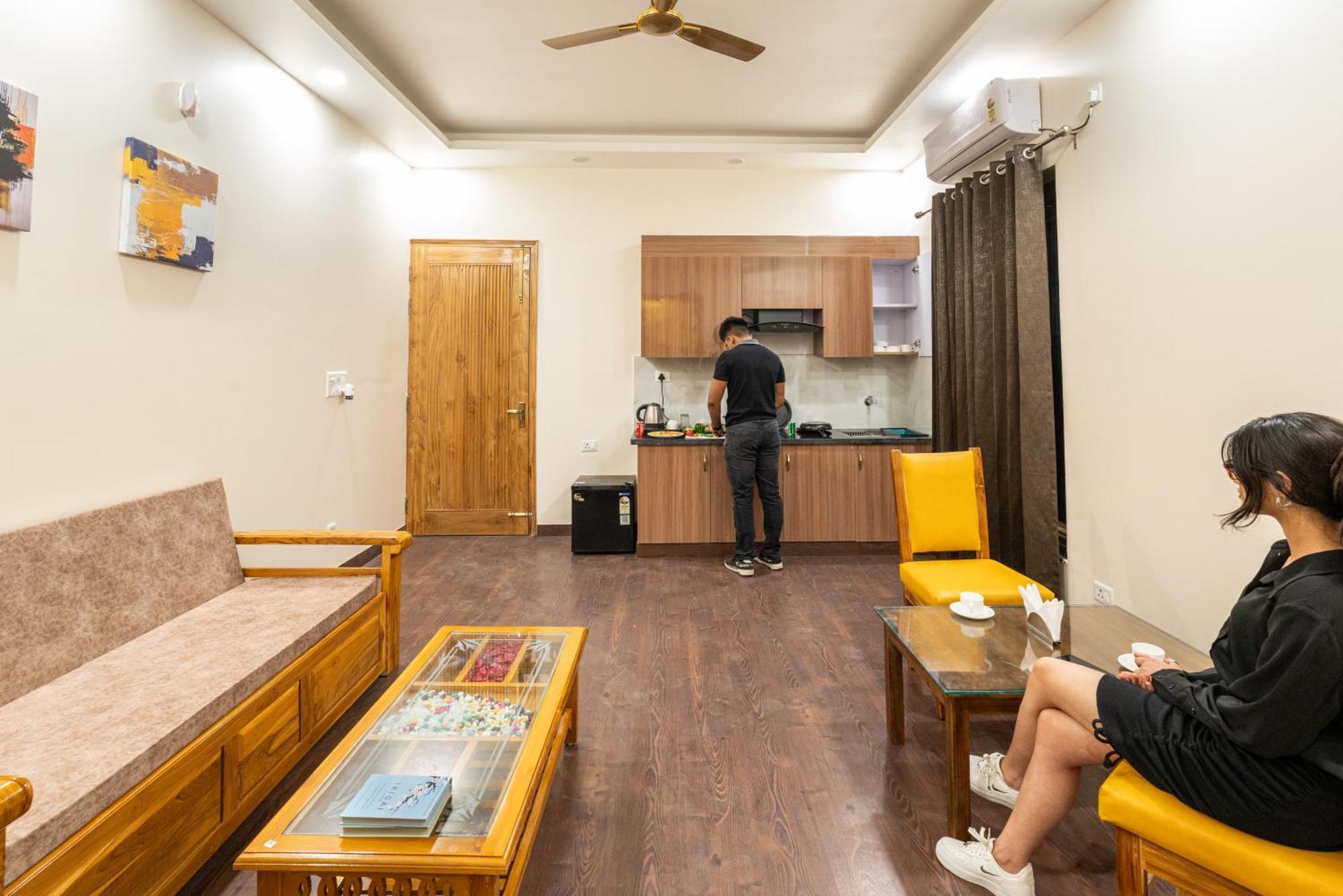 Lime Tree Hotel & One Bhk Serviced Apartment Noida - Sector 50 Metro Экстерьер фото